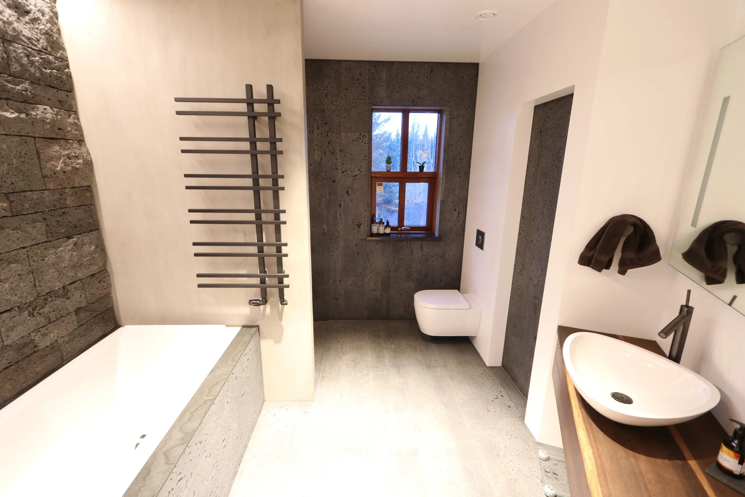 Thingvellir Suite